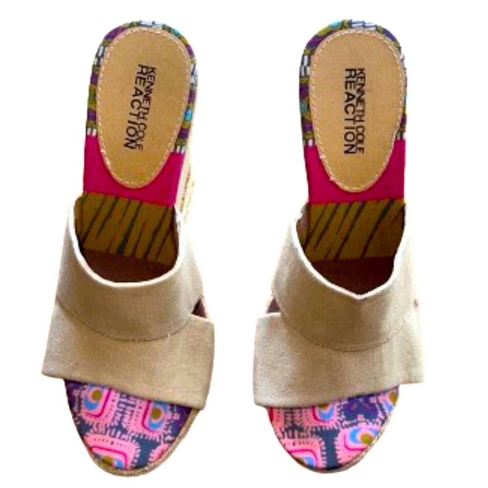 Kenneth Cole Reaction size 6 MED sandal